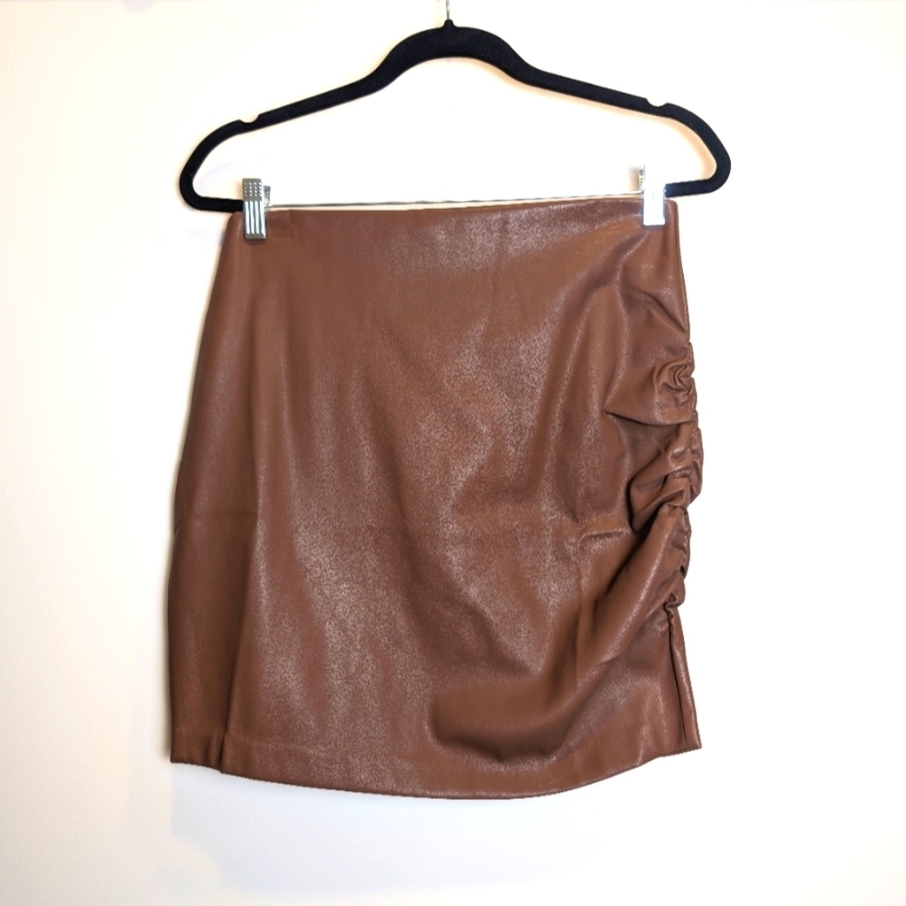 Brown Vegan Leather Ruched Mini Skirt Size Medium